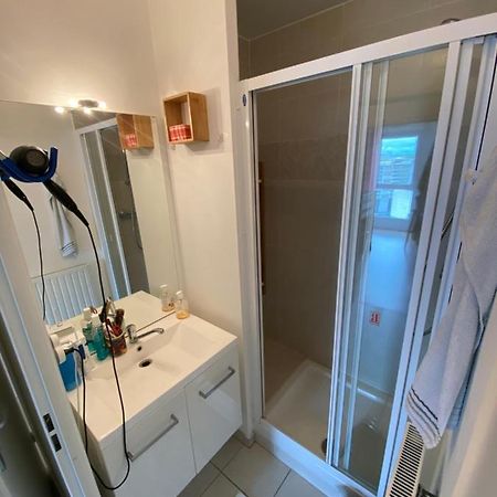Super Chambre Avec Bureau Courcouronnes Екстер'єр фото