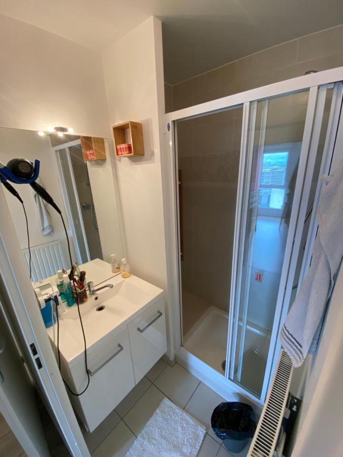 Super Chambre Avec Bureau Courcouronnes Екстер'єр фото